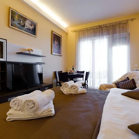Jolie Apartment Белград Екстериор снимка