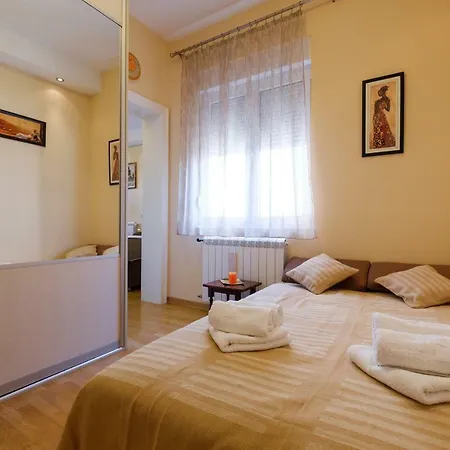 Jolie Apartment Белград Екстериор снимка