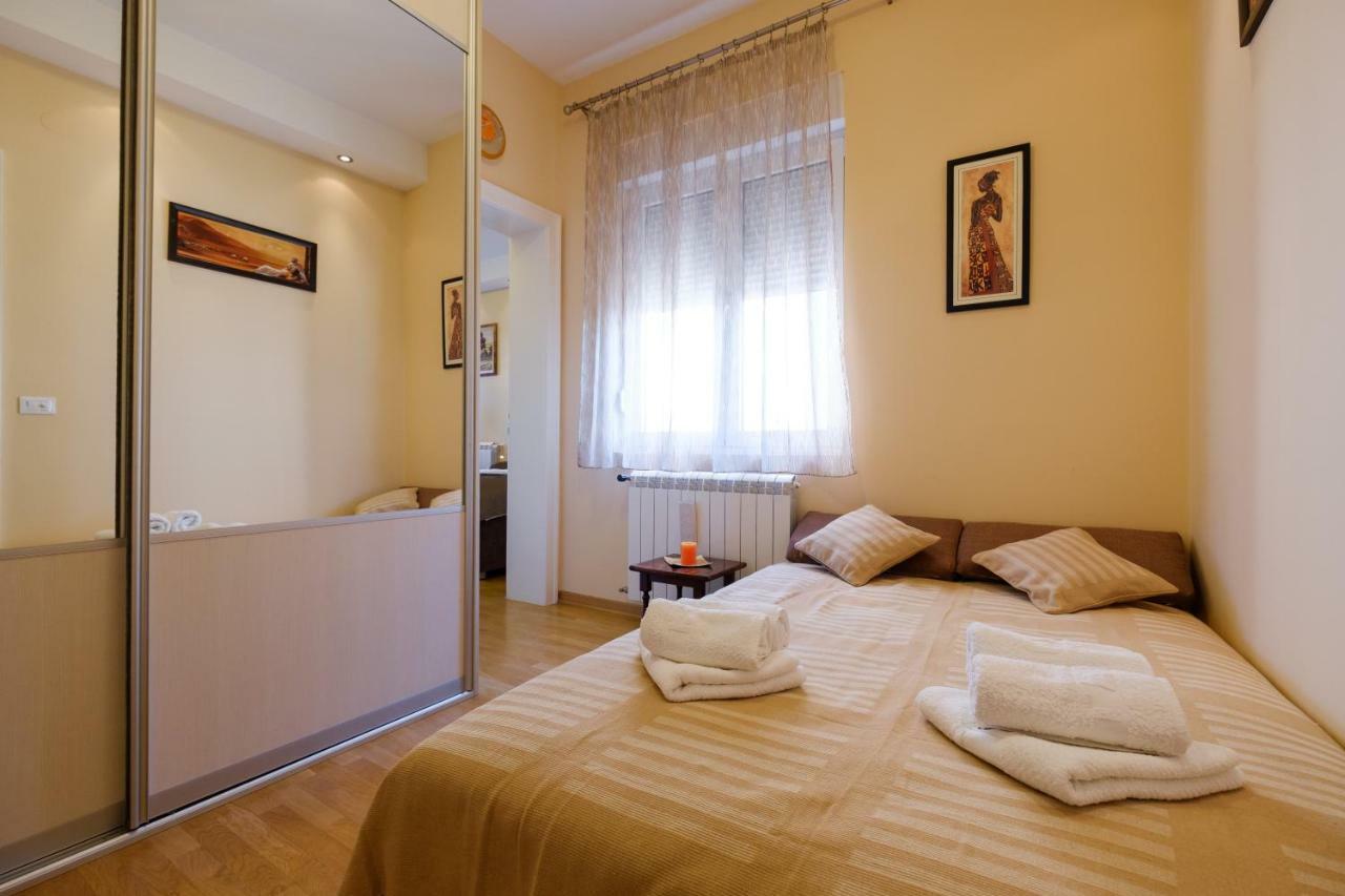 Jolie Apartman *